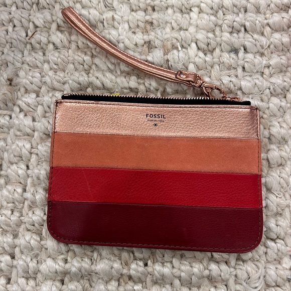 Fossil Colorblock Leather Wristlet Zip Wallet Red Pink Brown Zipper wristlet - Picture 2 of 6